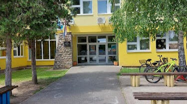 FALINGE PARK HIGH SCHOOL